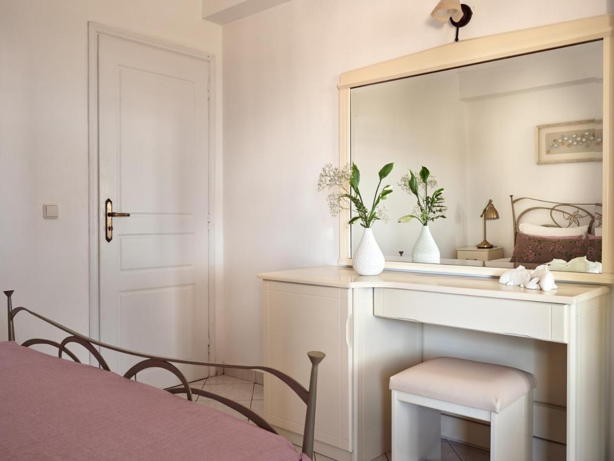 Villaggio Studios & Apartments Vasilikí エクステリア 写真