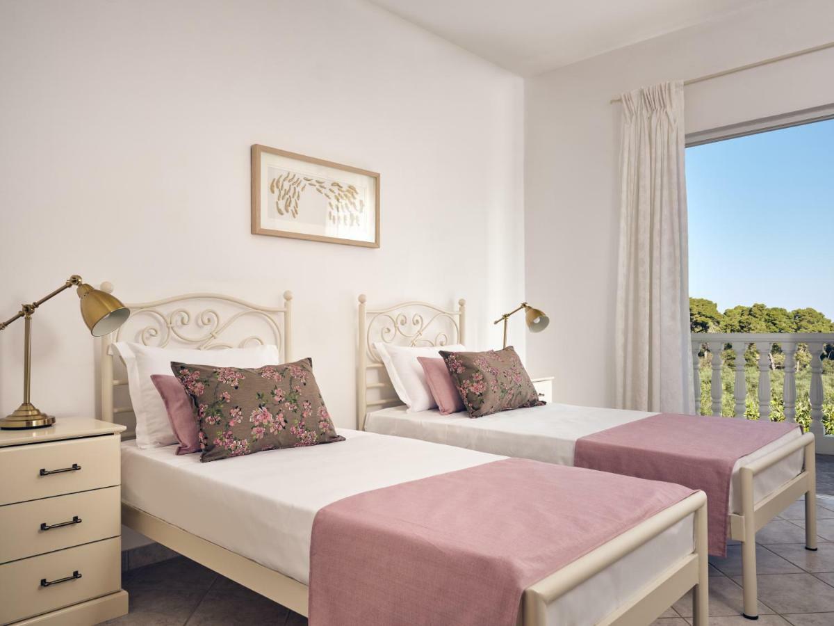 Villaggio Studios & Apartments Vasilikí エクステリア 写真